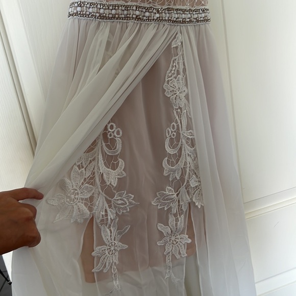 Dress - Picture 3 of 8